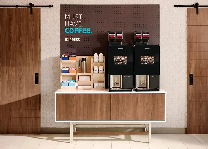 Holiday Inn Express & Suites - Denton North By Ihg